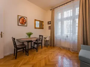 Pronájem bytu 1+kk, Praha - Holešovice, Šimáčkova, 26 m2