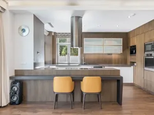 Prodej rodinného domu, Praha - Horní Počernice, Jívanská, 220 m2