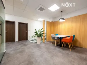 Prodej kanceláře, Pardubice, Na Spravedlnosti, 200 m2