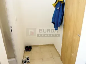 Pronájem bytu 1+1, Neratovice, 25 m2