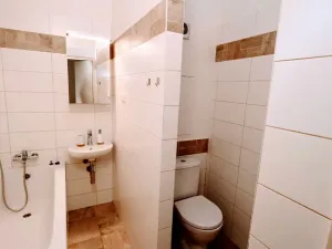 Pronájem bytu 2+kk, Praha, Novodvorská, 40 m2