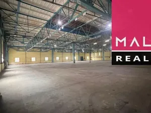 Pronájem skladu, Aš, 8243 m2