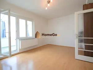 Pronájem bytu 2+kk, Praha - Nusle, U gymnázia, 52 m2