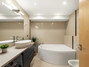 Prodej bytu 3+kk, Praha - Michle, U michelského mlýna, 180 m2