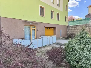 Prodej kanceláře, Holubice, 63 m2