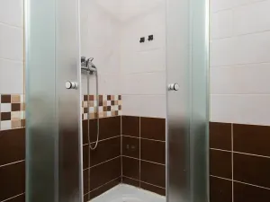 Pronájem bytu 2+kk, Ostrava, Křišťanova, 65 m2