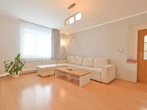 Prodej rodinného domu, Hřebeč, nám. Draha, 150 m2