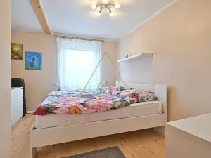 Prodej rodinného domu, Hřebeč, nám. Draha, 150 m2