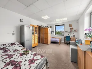 Prodej rodinného domu, Jesenice, Budějovická, 340 m2