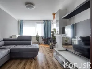 Prodej bytu 3+kk, Kladno, Hřebečská, 69 m2