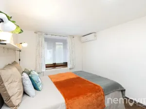 Prodej vícegeneračního domu, Lobeč, 340 m2