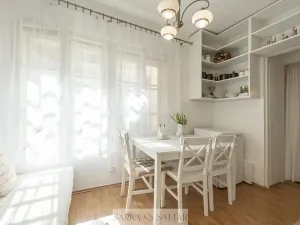 Pronájem bytu 1+kk, Praha - Staré Město, Husova, 29 m2