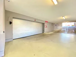 Pronájem garáže, Praha - Žižkov, U Viktorie, 13 m2