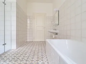 Pronájem bytu 3+1, Praha - Nové Město, Na hrádku, 105 m2