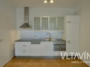 Pronájem bytu 2+kk, Praha - Smíchov, Švédská, 62 m2