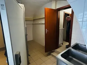 Pronájem obchodního prostoru, Kolín, Na Hradbách, 39 m2