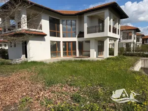 Prodej rodinného domu, Pomorie, Bulharsko, 146 m2