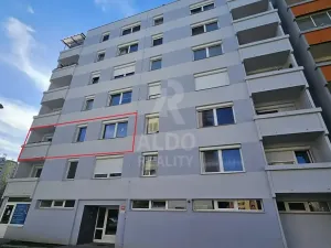 Prodej bytu 3+1, České Budějovice, Průběžná, 90 m2