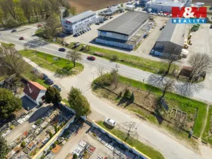 Prodej komerčního pozemku, Kuřim, 2221 m2