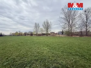 Prodej louky, Hradec Králové, 3647 m2