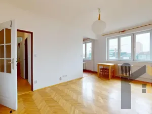 Pronájem bytu 1+kk, Praha - Holešovice, U průhonu, 28 m2