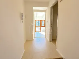 Pronájem bytu 1+1, Praha - Střešovice, Farní, 40 m2