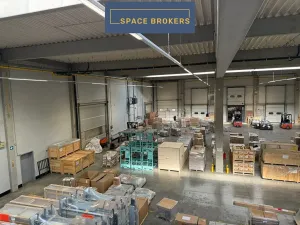 Pronájem skladu, Brno, 2021 m2