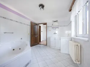 Prodej rodinného domu, Strančice, 193 m2