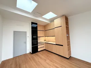 Pronájem bytu 2+kk, Brno, Kuklenská, 49 m2