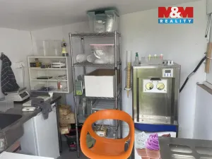 Pronájem obchodního prostoru, Vestec, Vídeňská, 10 m2