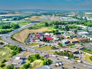 Prodej výrobních prostor, Brno, Hněvkovského, 3000 m2