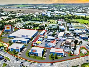 Prodej výrobních prostor, Brno, Hněvkovského, 3000 m2