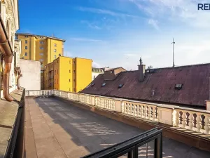 Prodej kanceláře, Liberec, Široká, 1083 m2