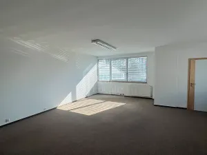 Pronájem kanceláře, Praha - Vršovice, Přípotoční, 160 m2