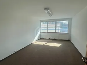 Pronájem kanceláře, Praha - Vršovice, Přípotoční, 160 m2