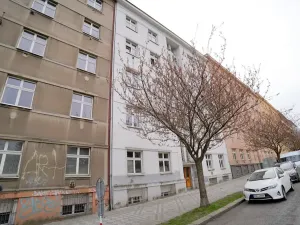 Prodej bytu 1+kk, Praha - Vršovice, Ruská, 39 m2