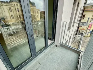 Pronájem bytu 2+1, Praha - Libeň, Zenklova, 74 m2