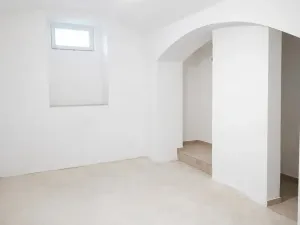 Pronájem obchodního prostoru, Praha - Strašnice, Saratovská, 110 m2