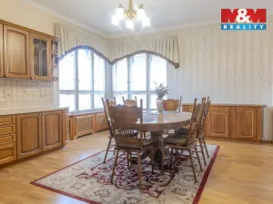 Prodej rodinného domu, Uherské Hradiště, U Stadionu, 300 m2