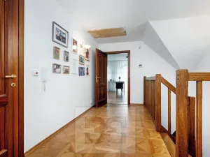 Prodej rodinného domu, Kunice, U Stájí, 170 m2