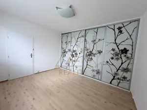 Pronájem bytu 3+1, Praha - Hlubočepy, Dreyerova, 72 m2