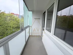 Pronájem bytu 3+1, Praha - Hlubočepy, Dreyerova, 72 m2