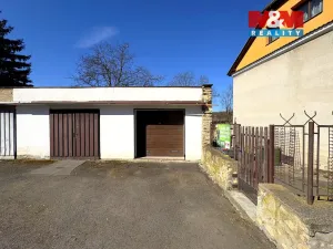 Prodej restaurace, Velké Žernoseky, 438 m2