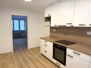 Pronájem bytu 2+1, Zlín, Podvesná IV, 58 m2