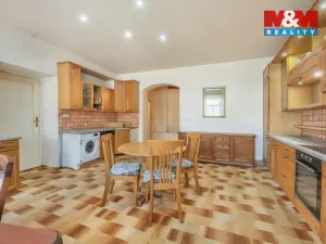 Prodej rodinného domu, Líský, 240 m2