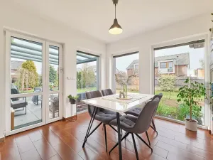 Prodej rodinného domu, Svémyslice, Sluncová, 155 m2