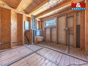 Prodej rodinného domu, Lučany nad Nisou, 270 m2