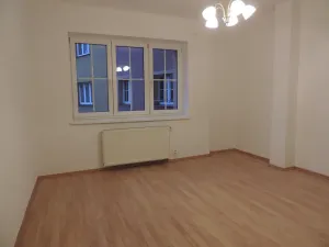 Prodej bytu 2+1, Ostrava, Bieblova, 77 m2