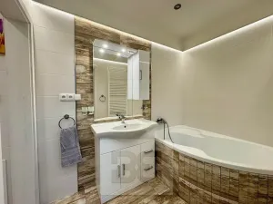 Pronájem bytu 3+kk, Brno, Helfertova, 80 m2