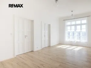 Prodej bytu 4+kk, Vráž, Nad Loděnicí, 104 m2